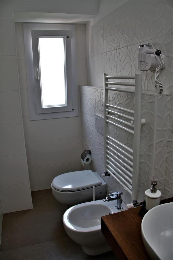 Casa Vacanze Civico 32 มอนเตสกายิโอโซ ภายนอก รูปภาพ