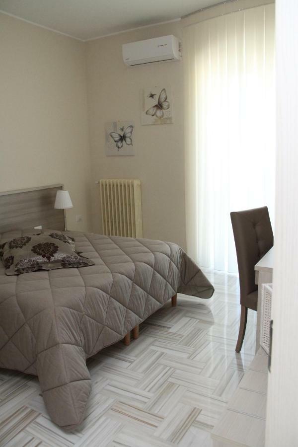 Casa Vacanze Civico 32 มอนเตสกายิโอโซ ภายนอก รูปภาพ